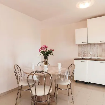 One-bedroom In 公寓